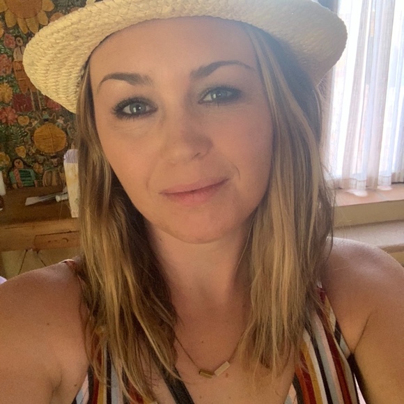 Meet your Posher, Kristi - Picture 1 of 1